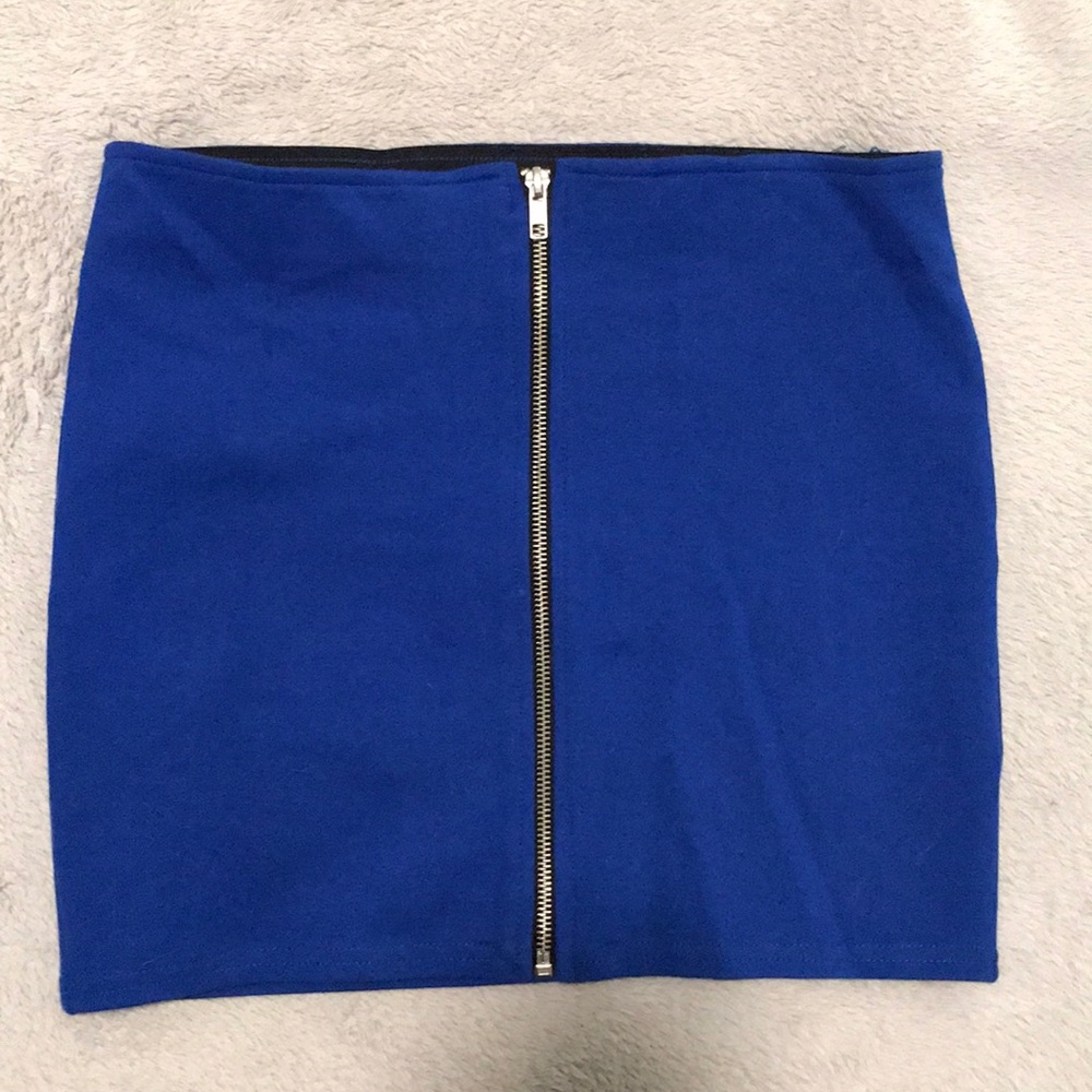 🌻H&M blue mini-skirt with front silver zipper